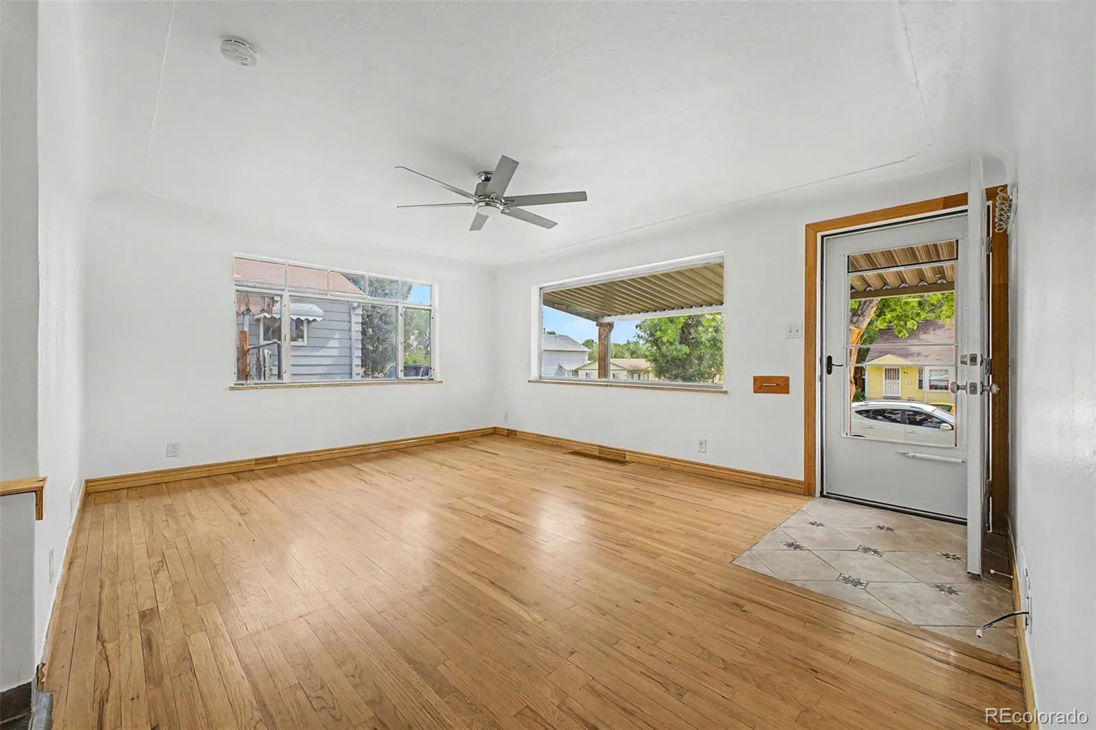 35 S Meade Street Denver CO 80219 MLS #REC2169441 05282026014104 1600 3
