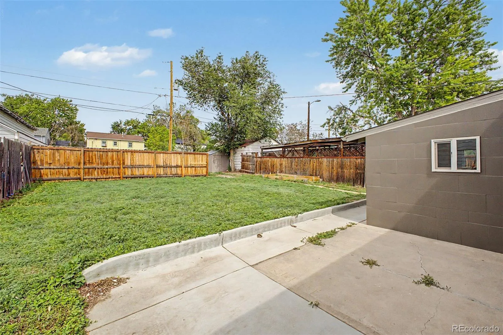 35 S Meade Street Denver CO 80219 MLS #REC2169441 05282026014104 1600 32