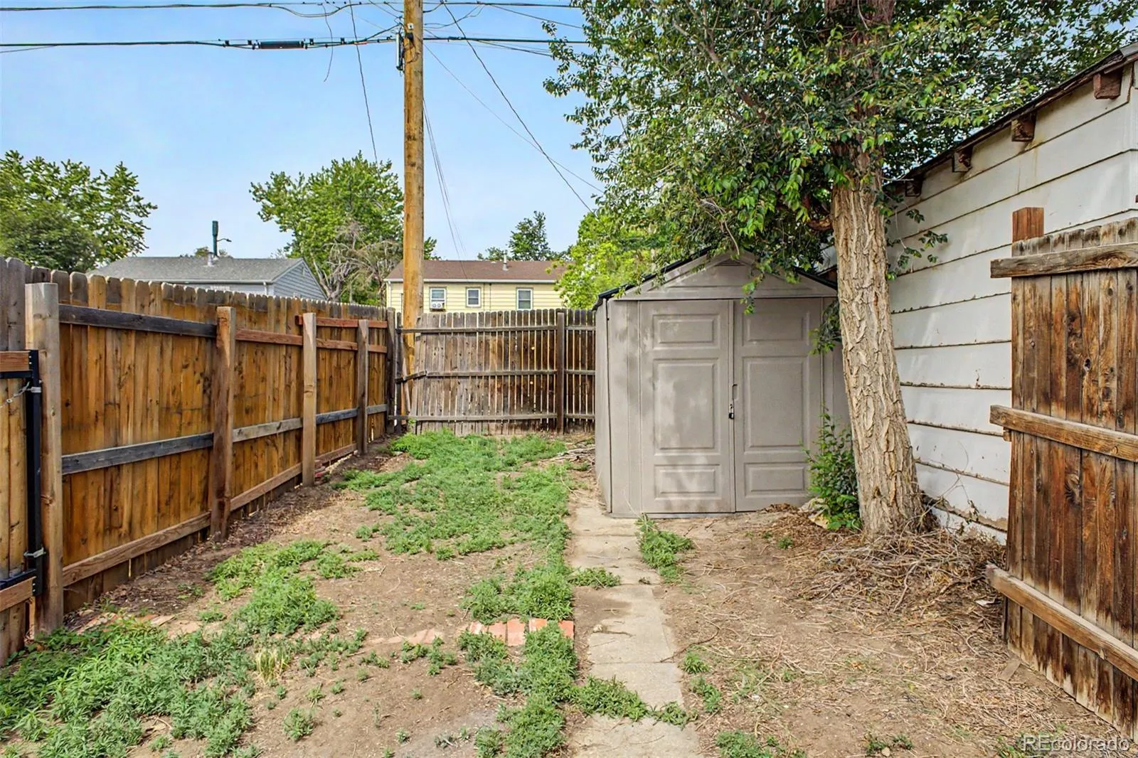 35 S Meade Street Denver CO 80219 MLS #REC2169441 05282026014104 1600 33