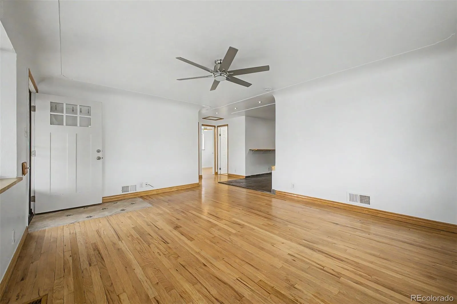 35 S Meade Street Denver CO 80219 MLS #REC2169441 05282026014104 1600 5