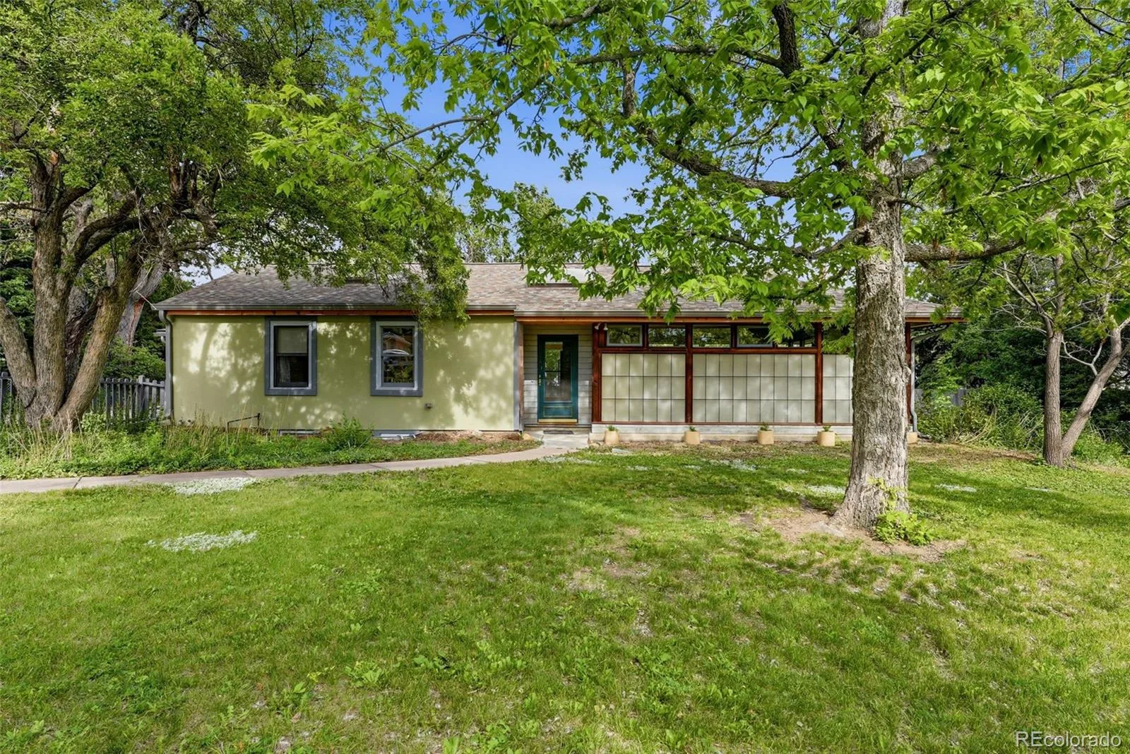 2060 Dover Street Lakewood CO 80215 MLS #REC2170823 06092026071355 1600 0