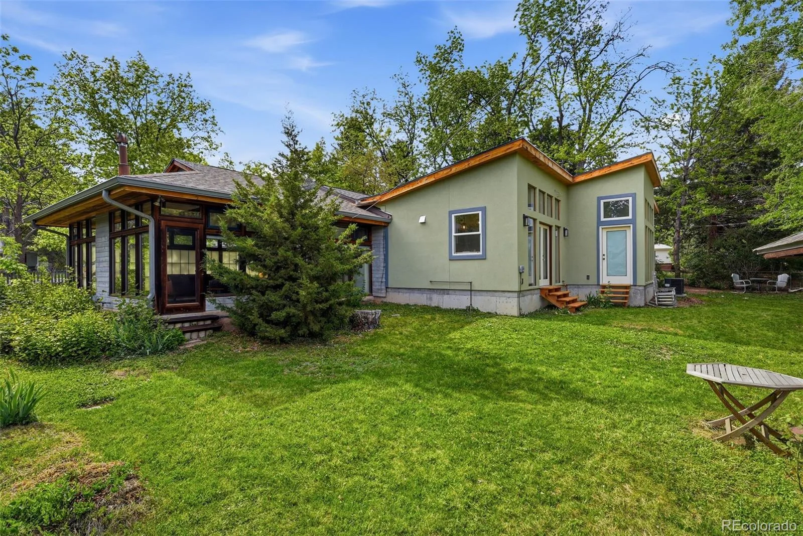 2060 Dover Street Lakewood CO 80215 MLS #REC2170823 06092026071355 1600 33