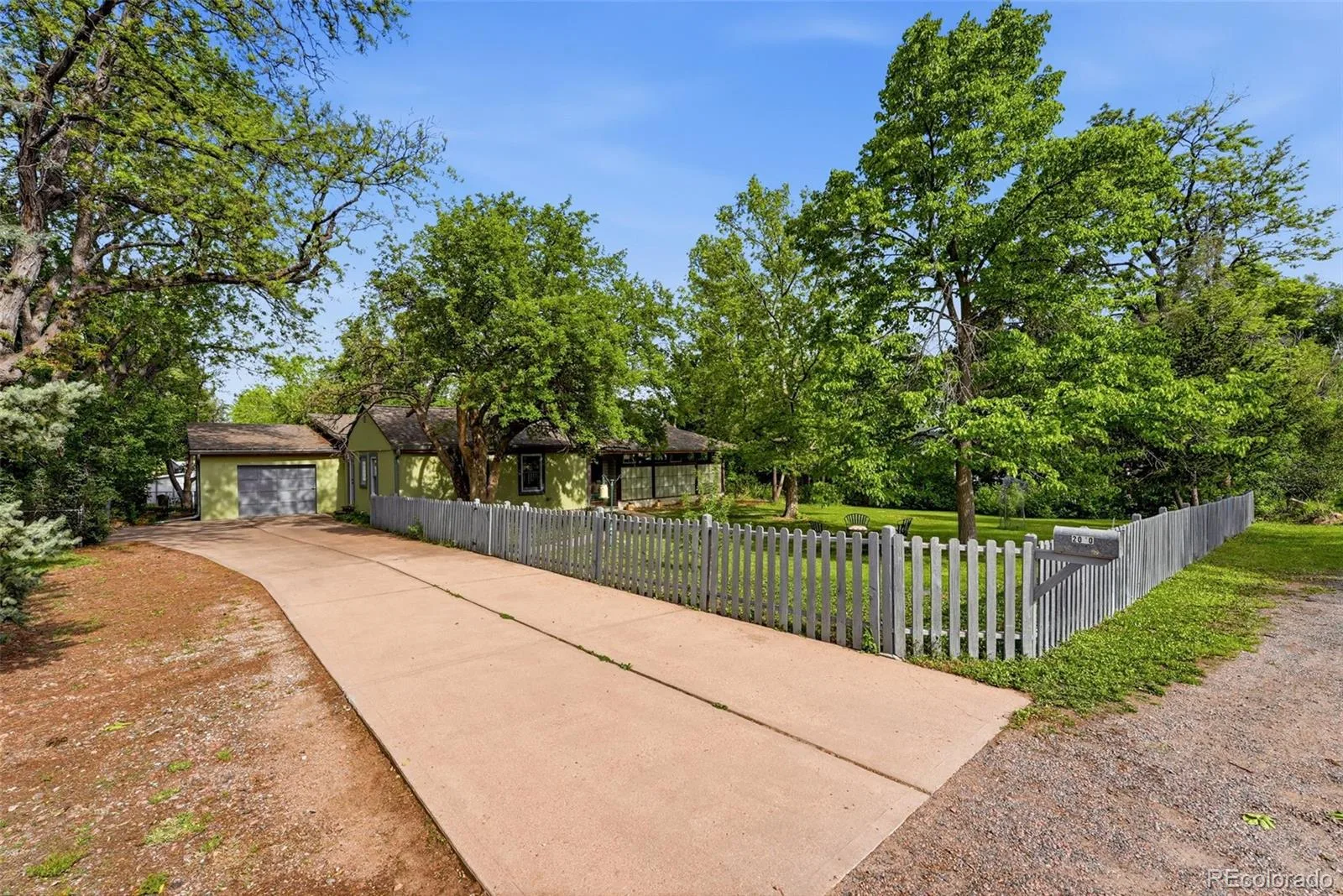 2060 Dover Street Lakewood CO 80215 MLS #REC2170823 06092026071355 1600 44