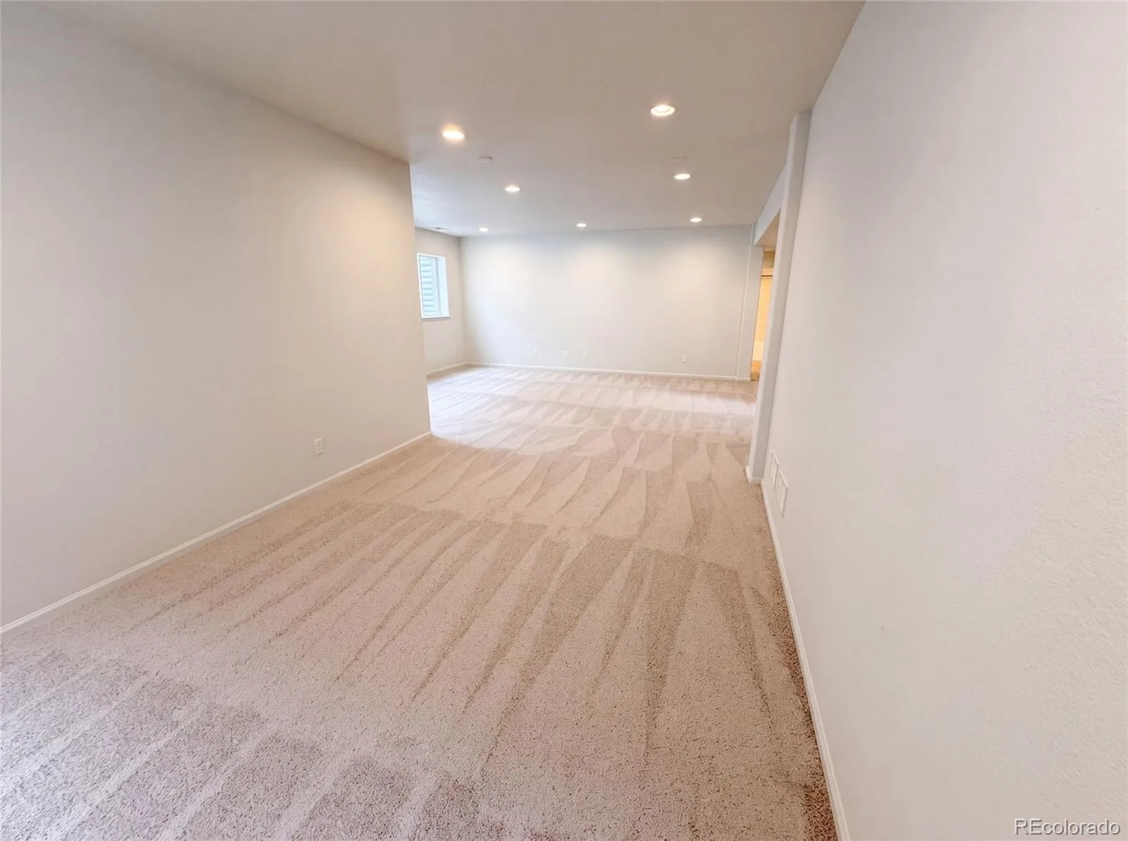 2802 S Ireland Way Aurora CO 80013 | MLS #REC2171589 08062026164301 1600 21
