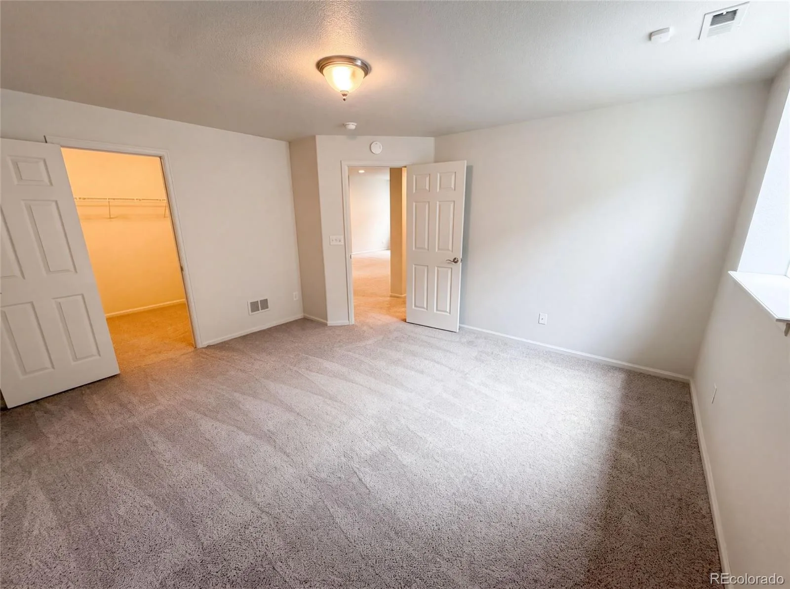 2802 S Ireland Way Aurora CO 80013 | MLS #REC2171589 08062026164301 1600 23