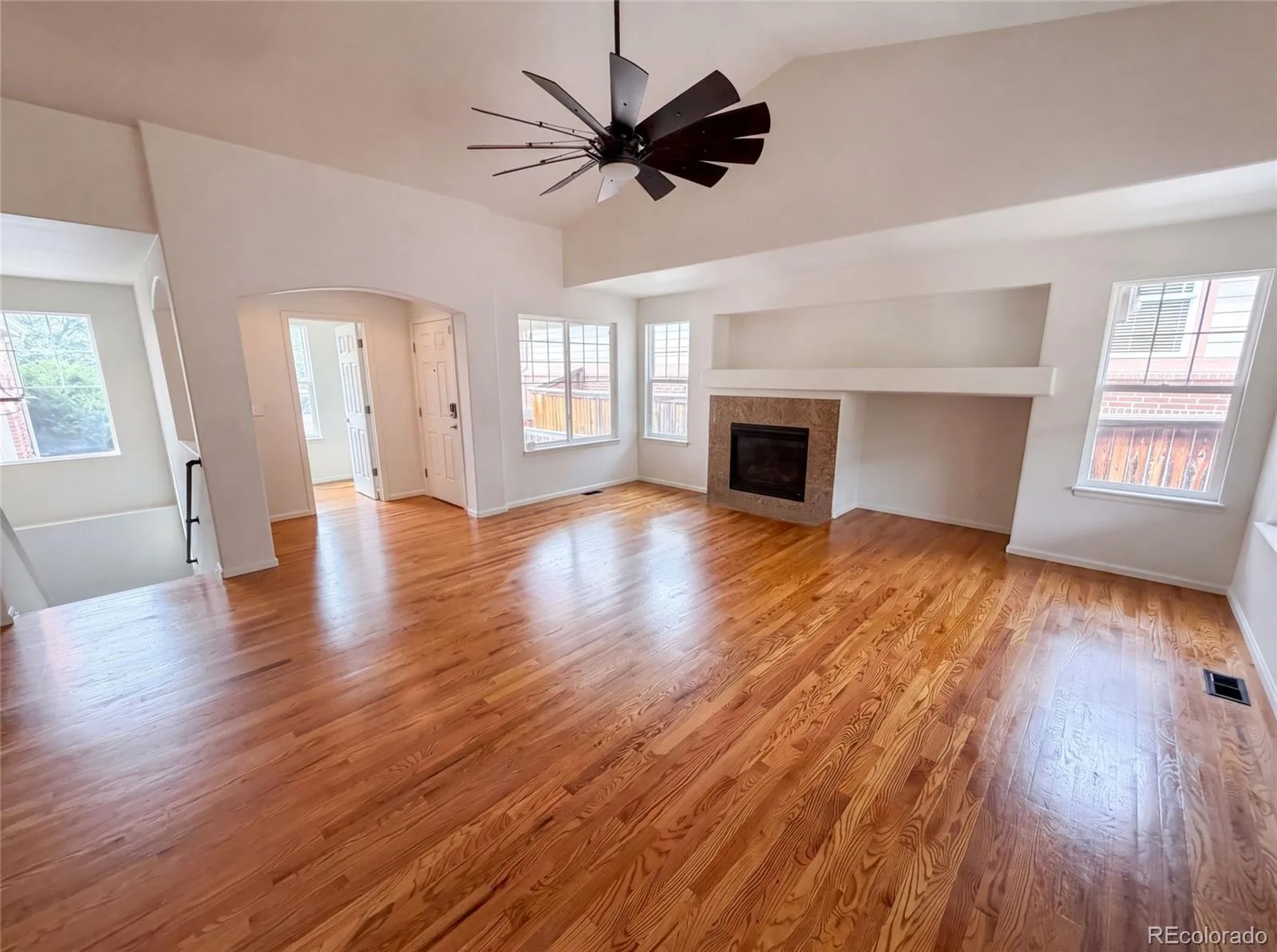 2802 S Ireland Way Aurora CO 80013 | MLS #REC2171589 08062026164301 1600 9