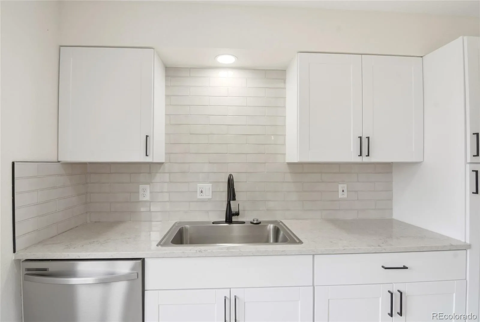 3227 S Hoyt Way Lakewood CO 80227 | MLS #REC2171593 07282026000611 1600 15