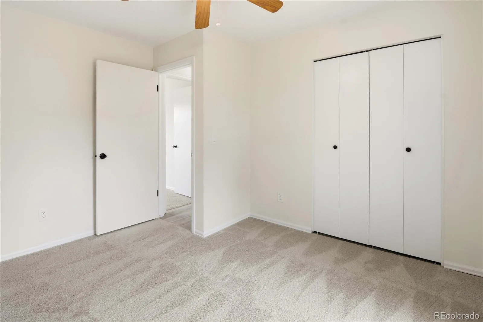 3227 S Hoyt Way Lakewood CO 80227 | MLS #REC2171593 07282026000611 1600 21