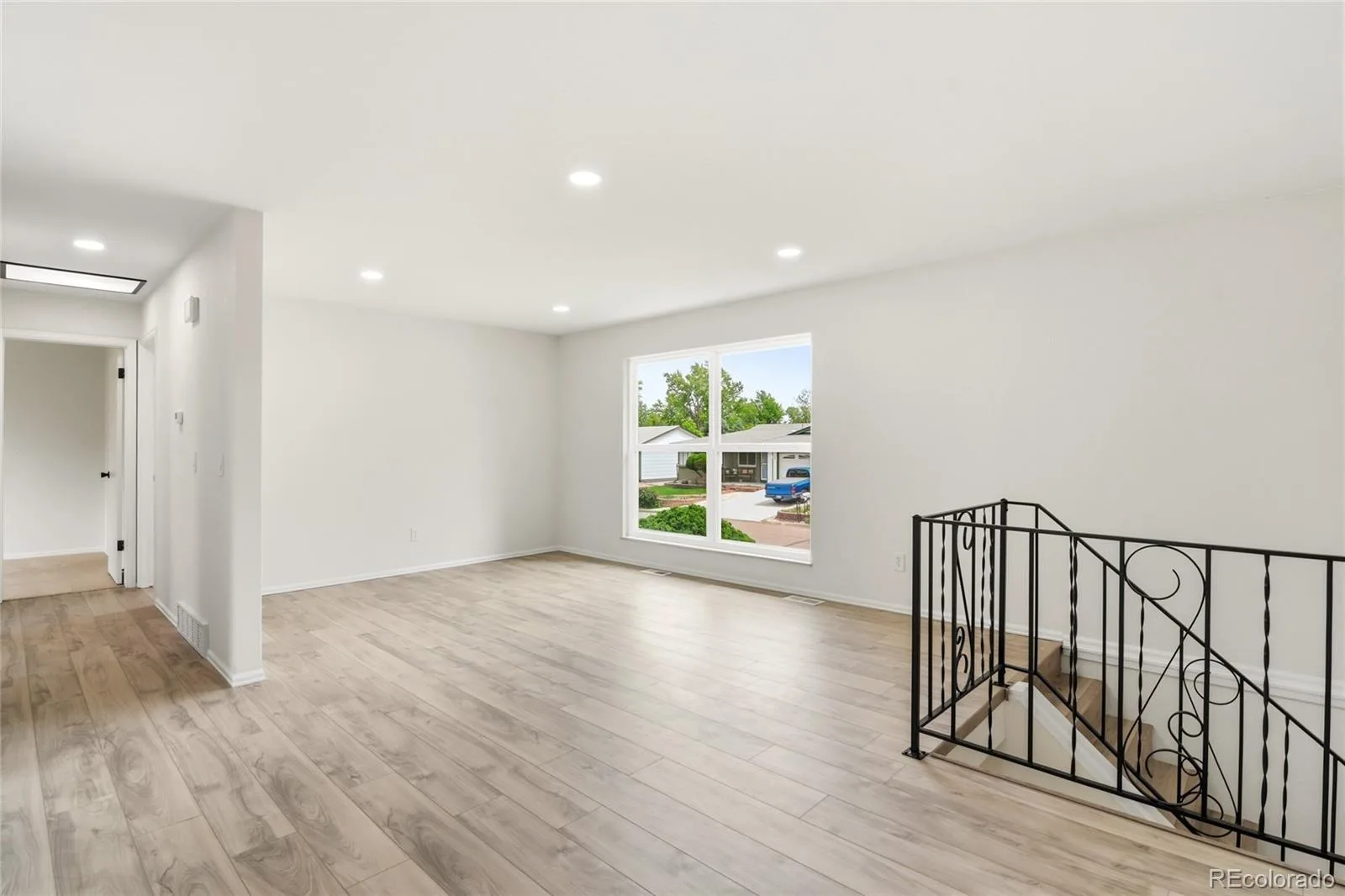 3227 S Hoyt Way Lakewood CO 80227 | MLS #REC2171593 07282026000611 1600 5