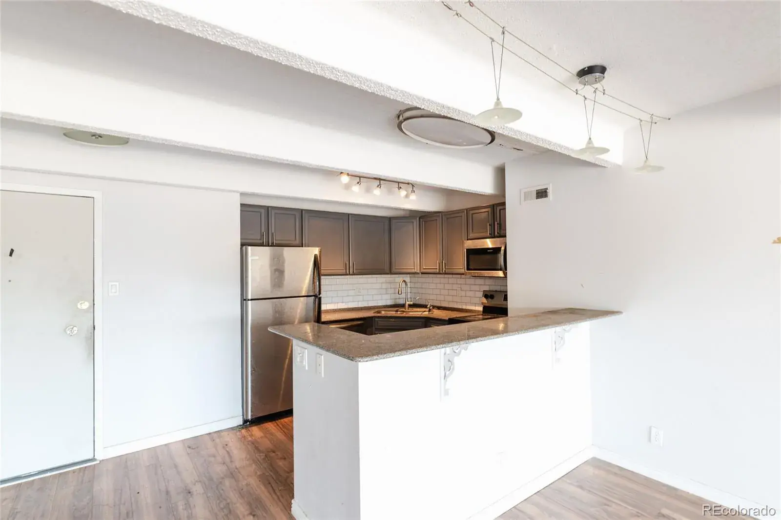 8060 E Girard Avenue #520 Denver CO 80231 MLS #REC2172941 08222025144346 1600 0