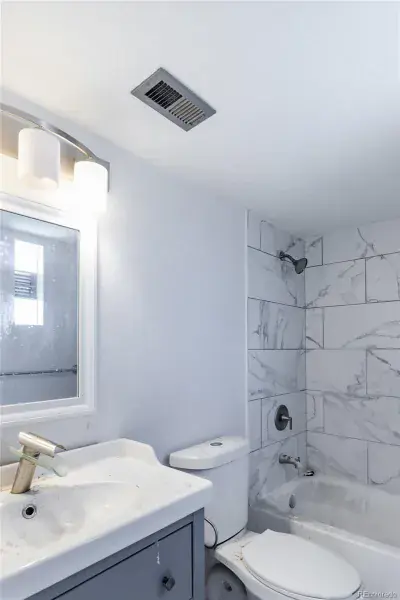 8060 E Girard Avenue #520 Denver CO 80231 MLS #REC2172941 08222025144346 800 7