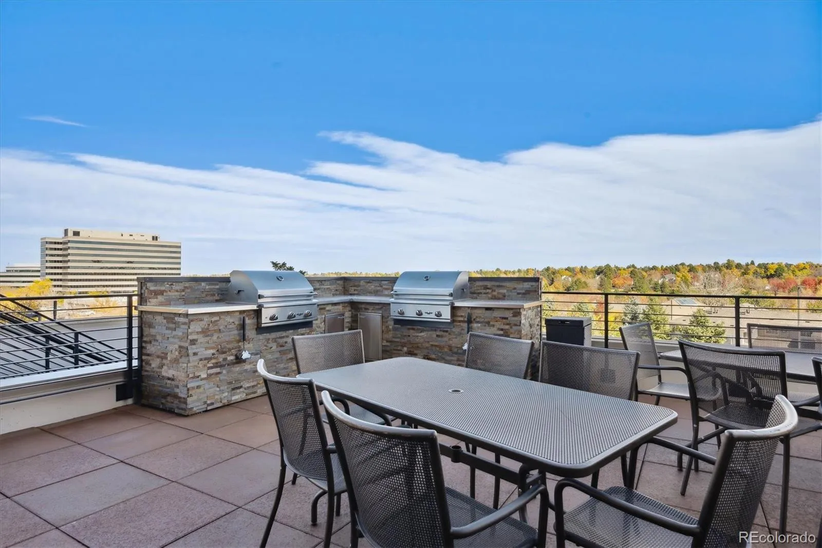 04202026165307 1600 12