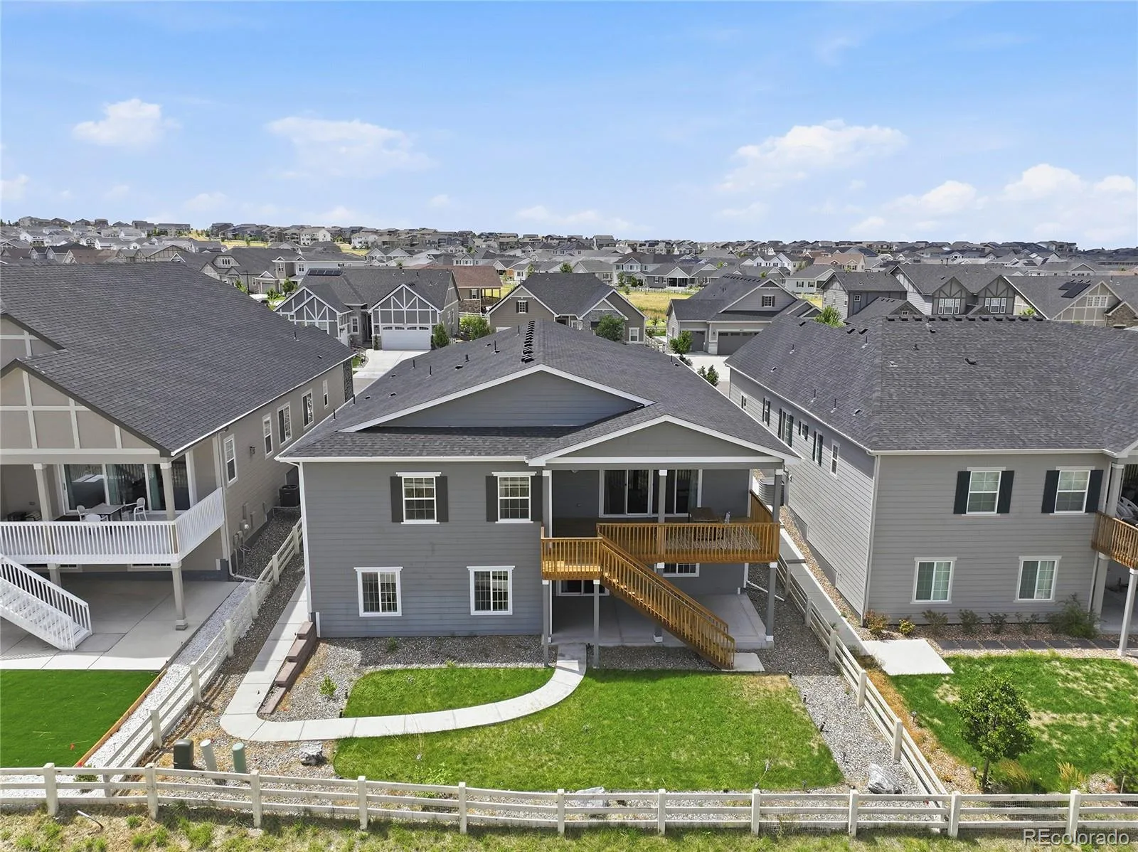 6980 S Yantley Court Aurora CO 80016 | MLS #REC2173904 08282026163756 1600 39