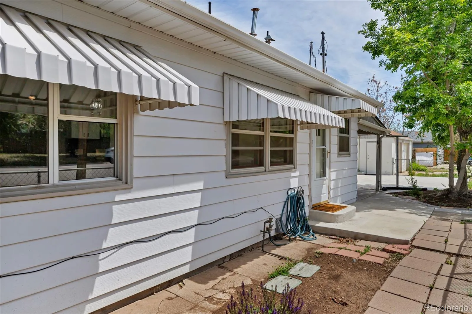 172 S Lowell Boulevard Denver CO 80219 MLS #REC2175392 05282026132458 1600 27