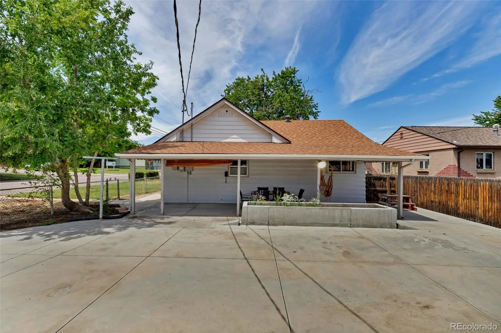 172 S Lowell Boulevard Denver CO 80219 MLS #REC2175392 05282026132458 1600 32