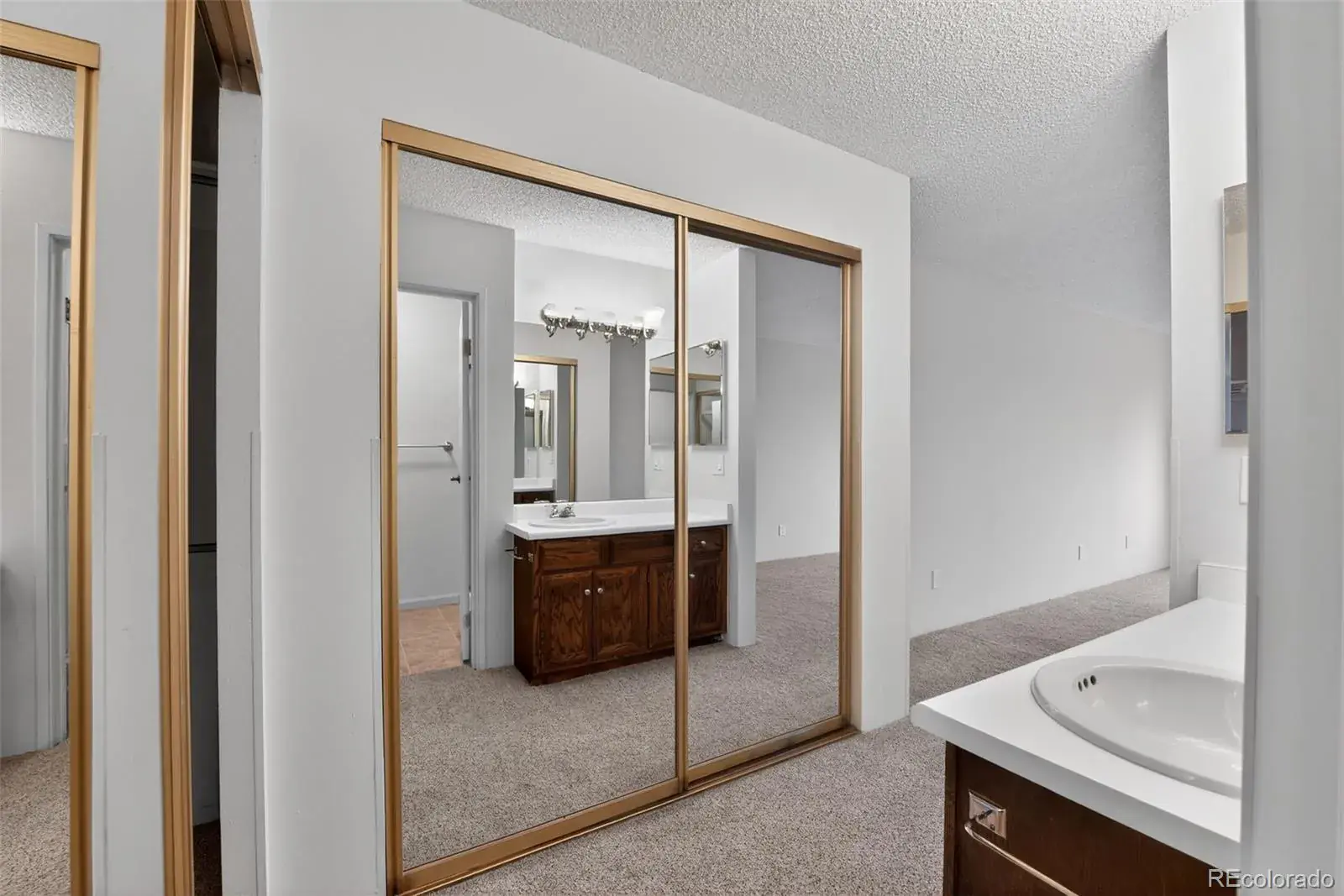 14001 E Marina Drive #606 Aurora CO 80014 MLS #REC2176672 02062026002644 1600 22