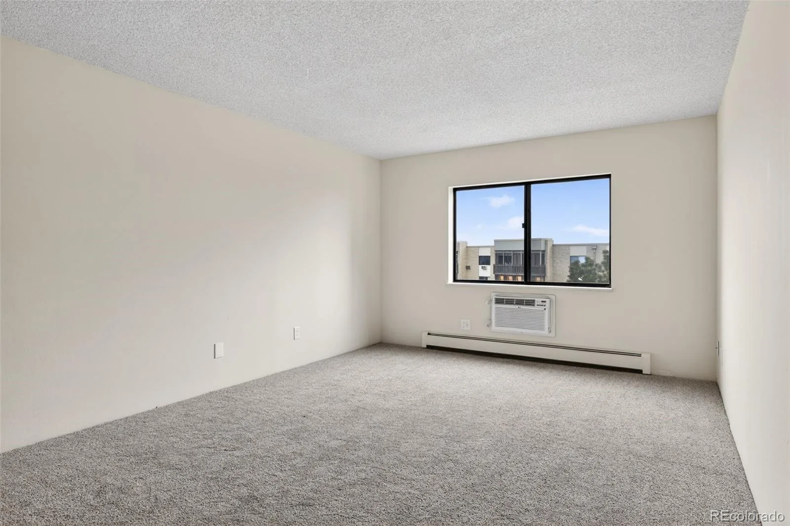 14001 E Marina Drive #606 Aurora CO 80014 | MLS #REC2176672 09232026093831 1600 24