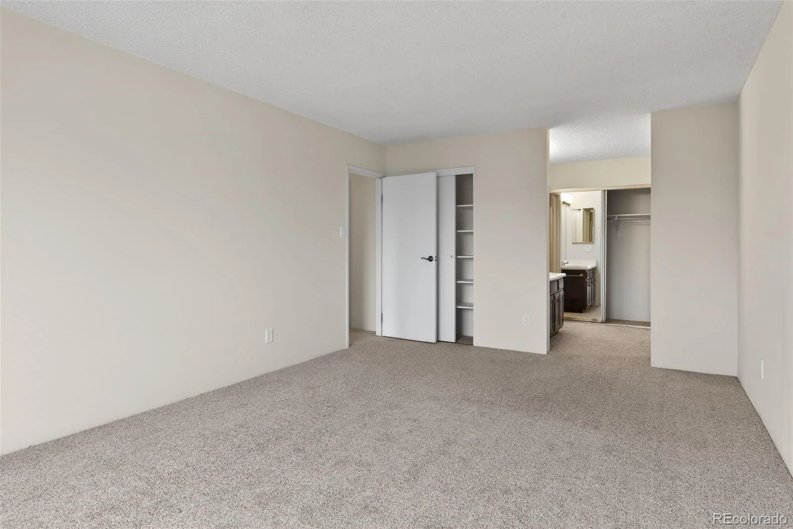 14001 E Marina Drive #606 Aurora CO 80014 | MLS #REC2176672 09232026093831 1600 25
