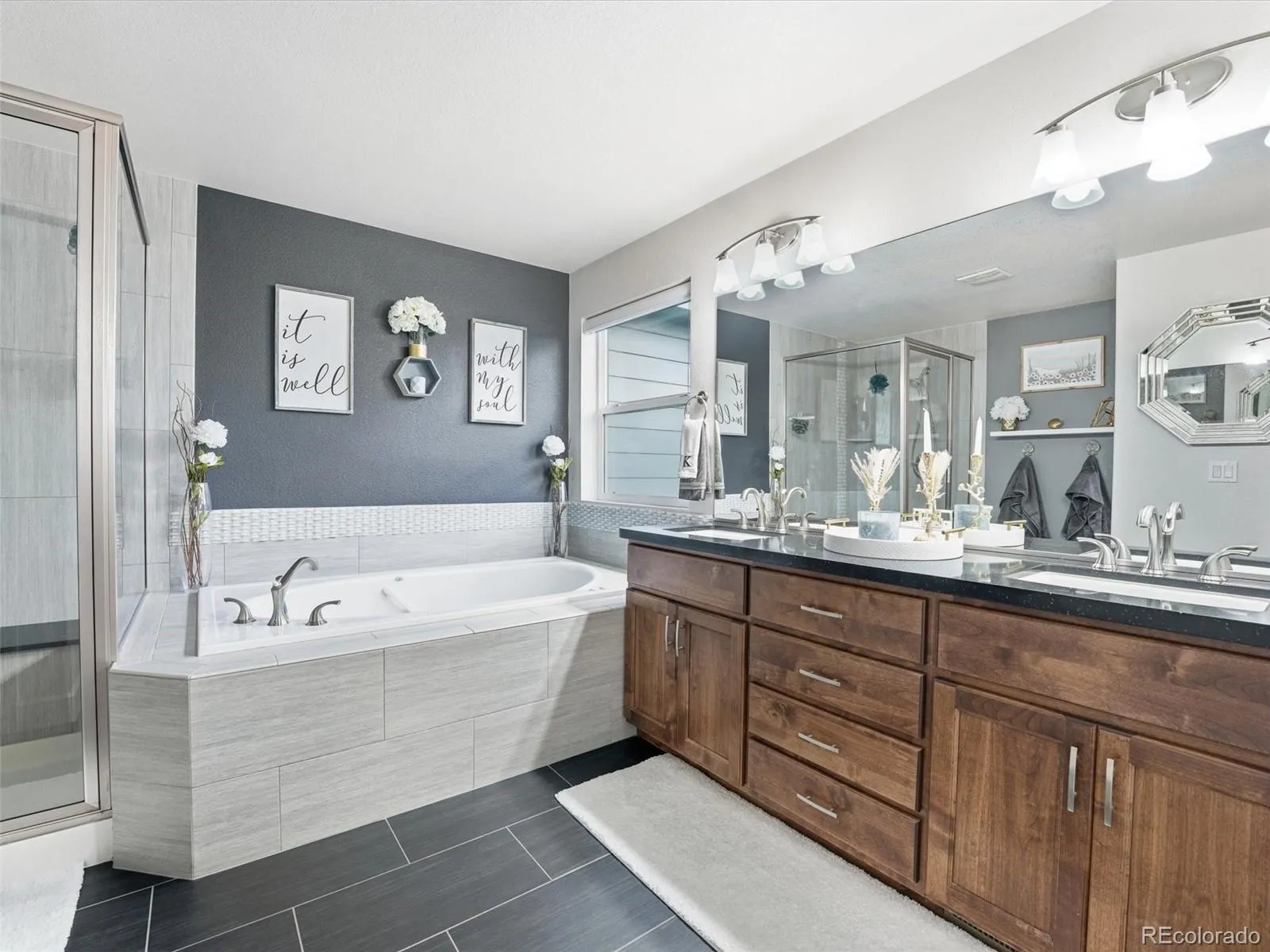 8787 Gardenia Circle Arvada CO 80005 MLS #REC2177869 05122026225857 1600 22