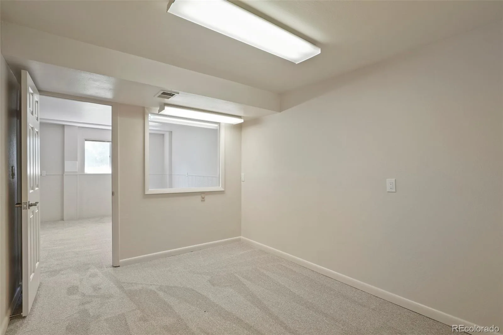 6689 S Delaware Street Littleton CO 80120 | MLS #REC2178221 08112026165003 1600 11