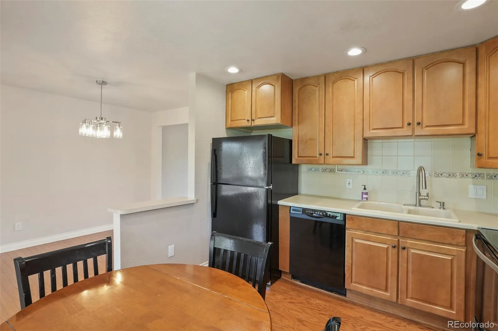 6689 S Delaware Street Littleton CO 80120 | MLS #REC2178221 08112026165003 1600 13