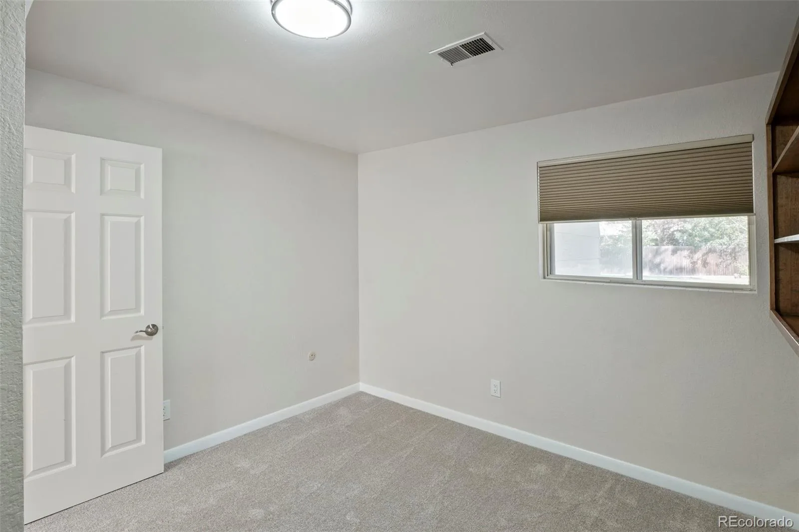6689 S Delaware Street Littleton CO 80120 | MLS #REC2178221 08112026165003 1600 18