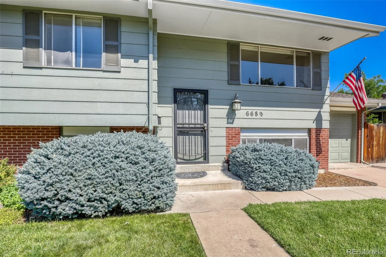 6689 S Delaware Street Littleton CO 80120 | MLS #REC2178221 08112026165003 1600 36