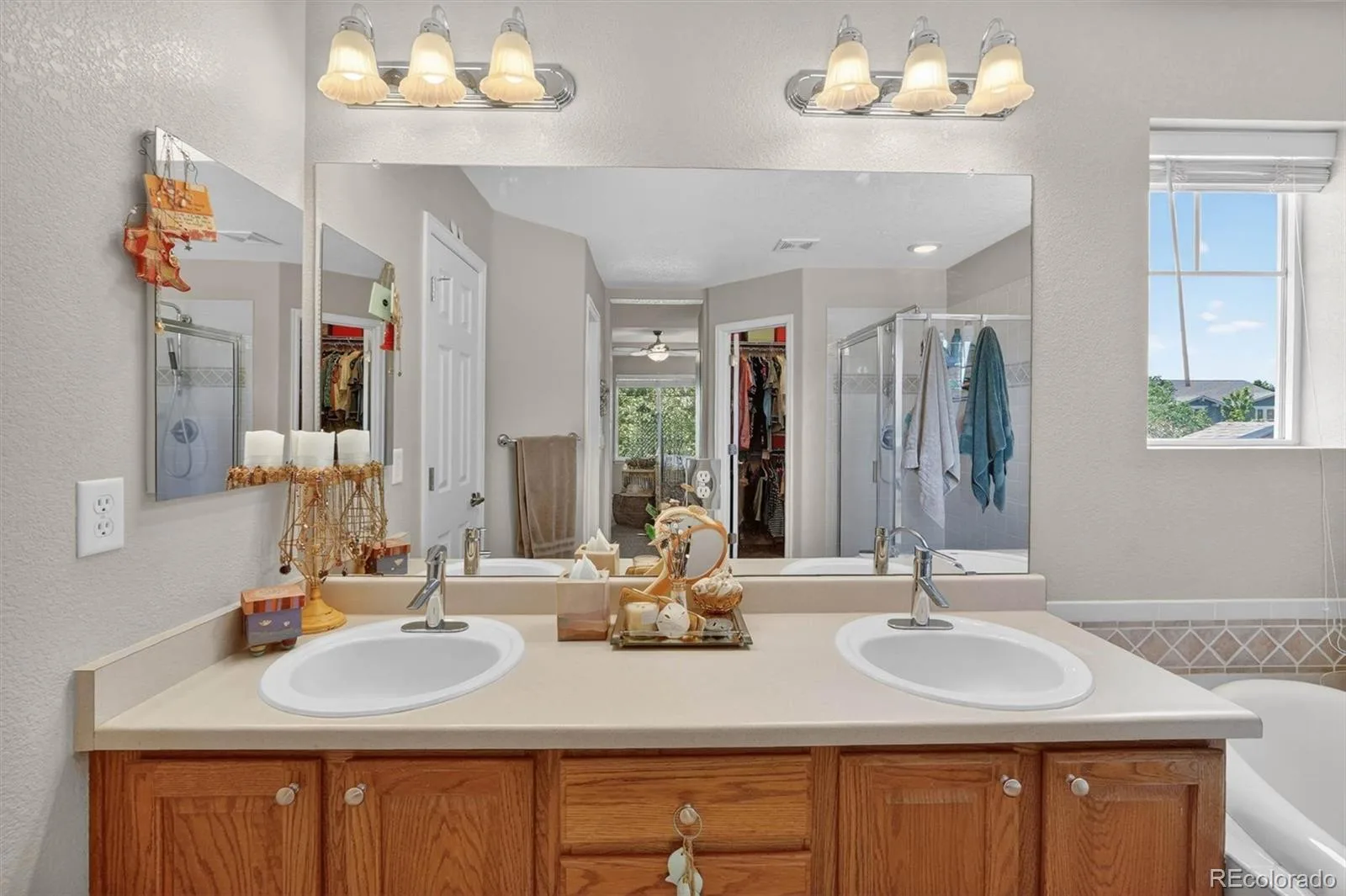 10434 Ouray Street Commerce City CO 80022 | MLS #REC2178333 06132026170931 1600 23