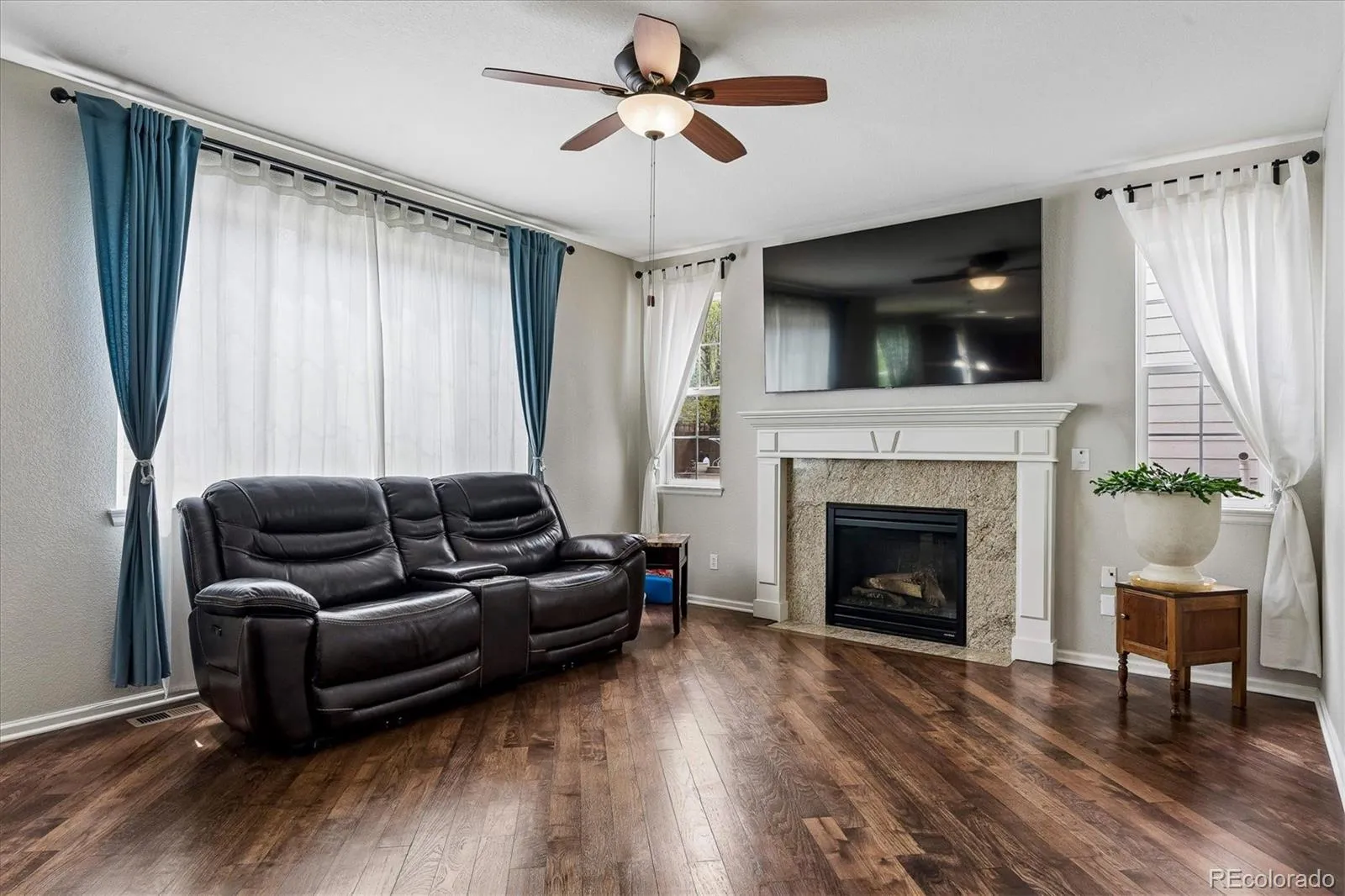 2810 Shadow Dance Drive Castle Rock CO 80109 | MLS #REC2178459 05072026163455 1600 4