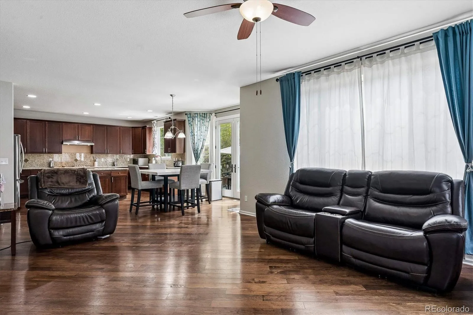 2810 Shadow Dance Drive Castle Rock CO 80109 | MLS #REC2178459 05072026163455 1600 5