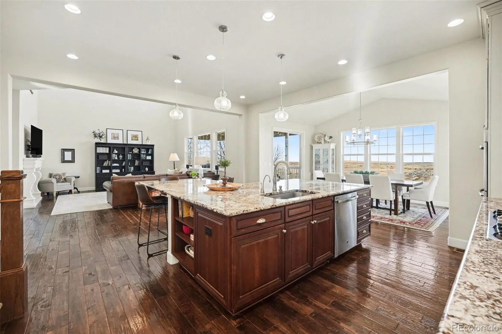 9462 Noble Way Arvada CO 80007 MLS #REC2179872 04282026043340 1600 5