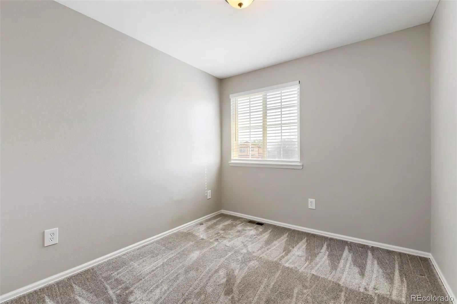 04162026204213 1600 19