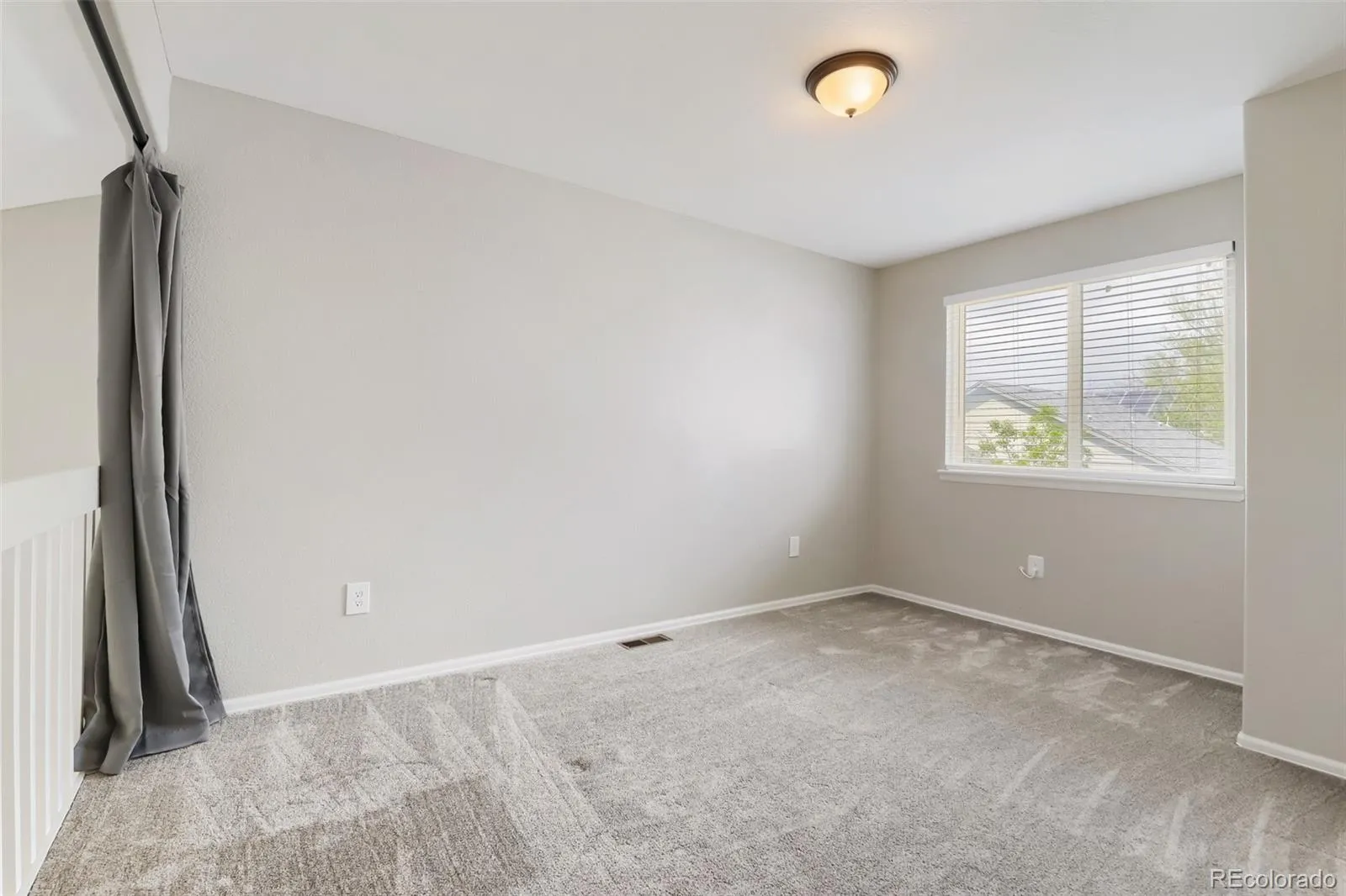 04162026204213 1600 21