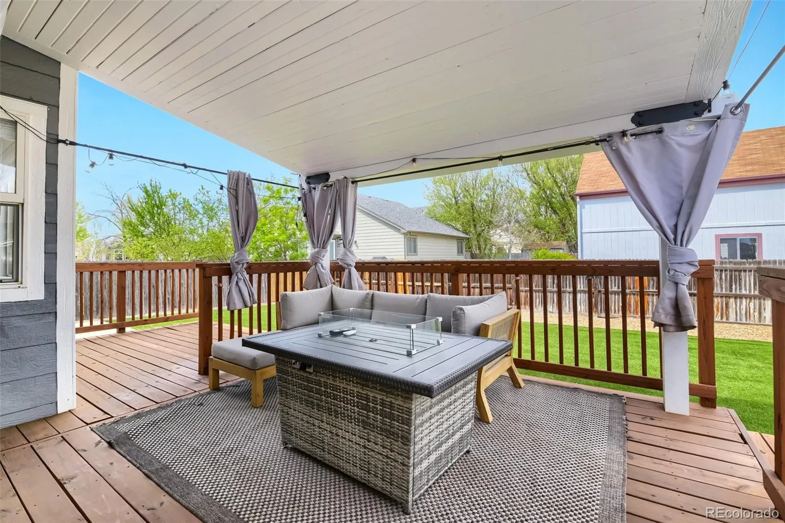 04162026204213 1600 23