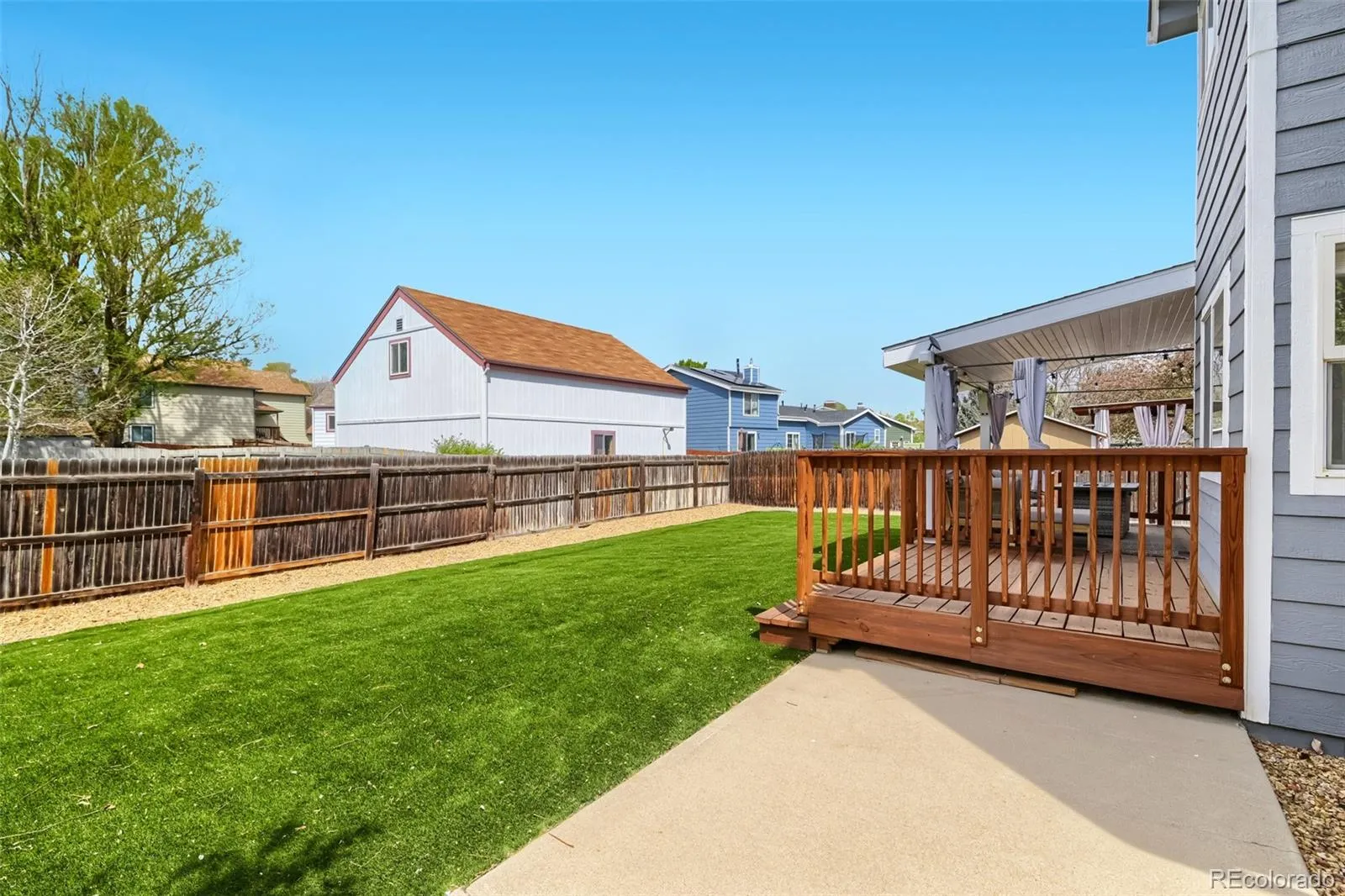 04162026204213 1600 25