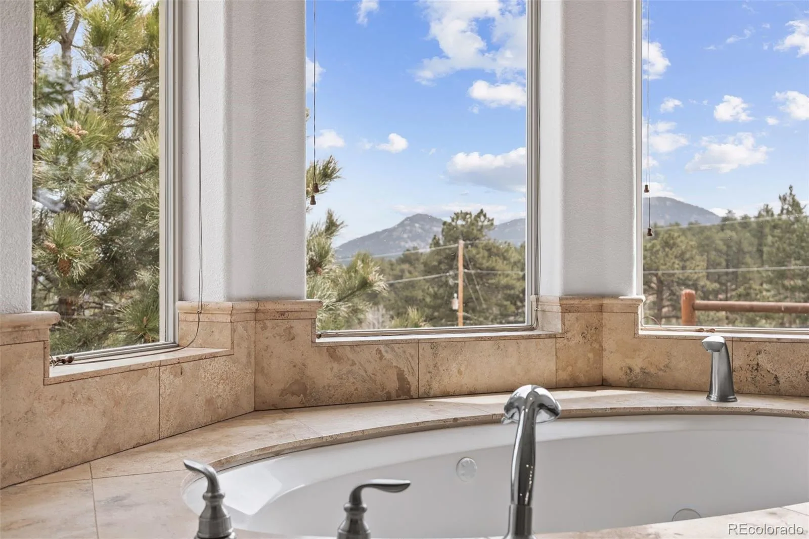 29697 Gigi Road Evergreen CO 80439 | MLS #REC2182320 06152026041729 1600 20