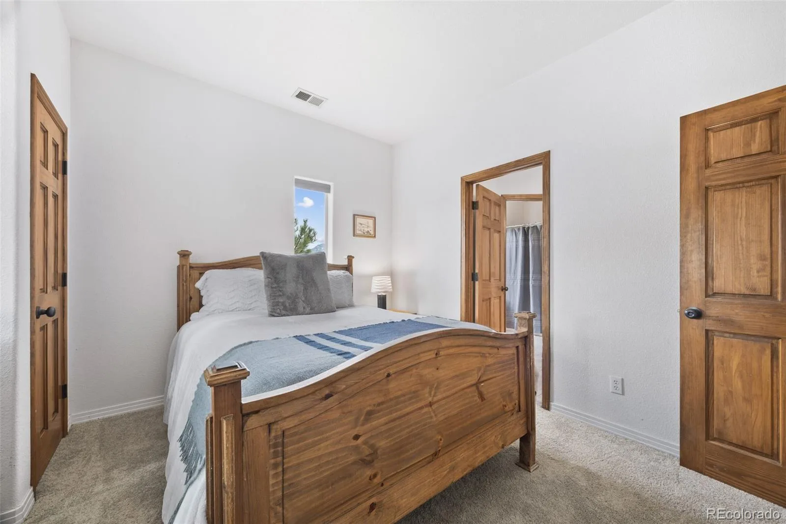 29697 Gigi Road Evergreen CO 80439 | MLS #REC2182320 06152026041729 1600 25