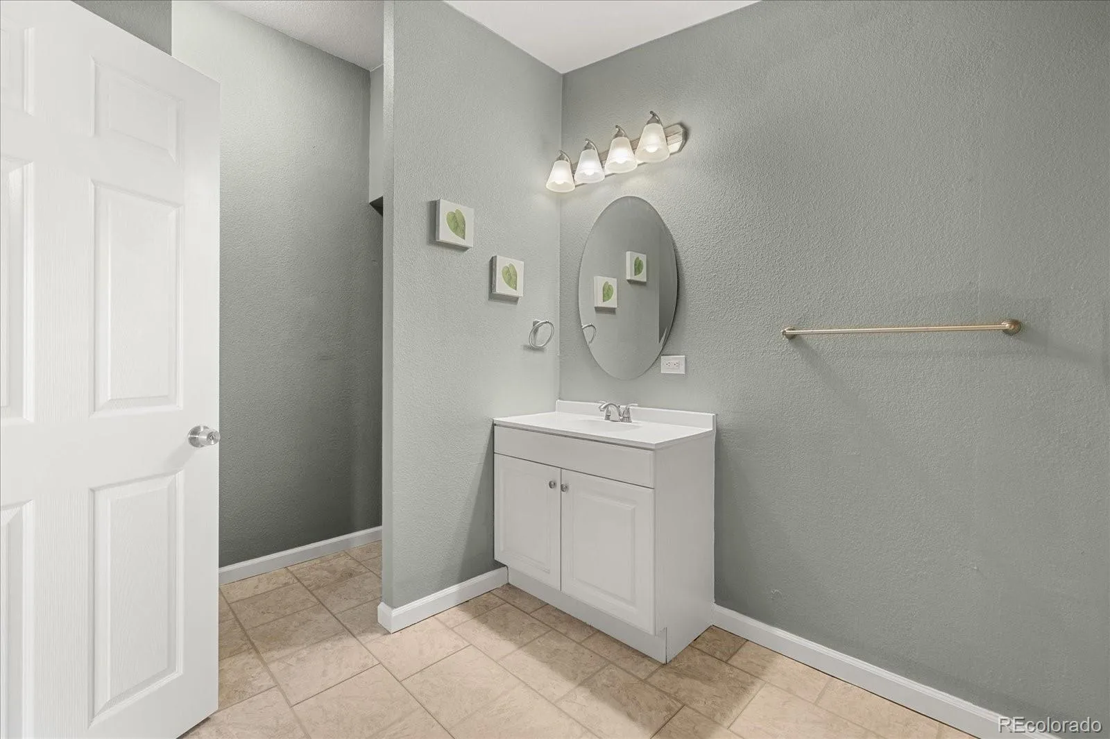 1924 W Asbury Avenue Denver CO 80223 | MLS #REC2183617 07092026223452 1600 7