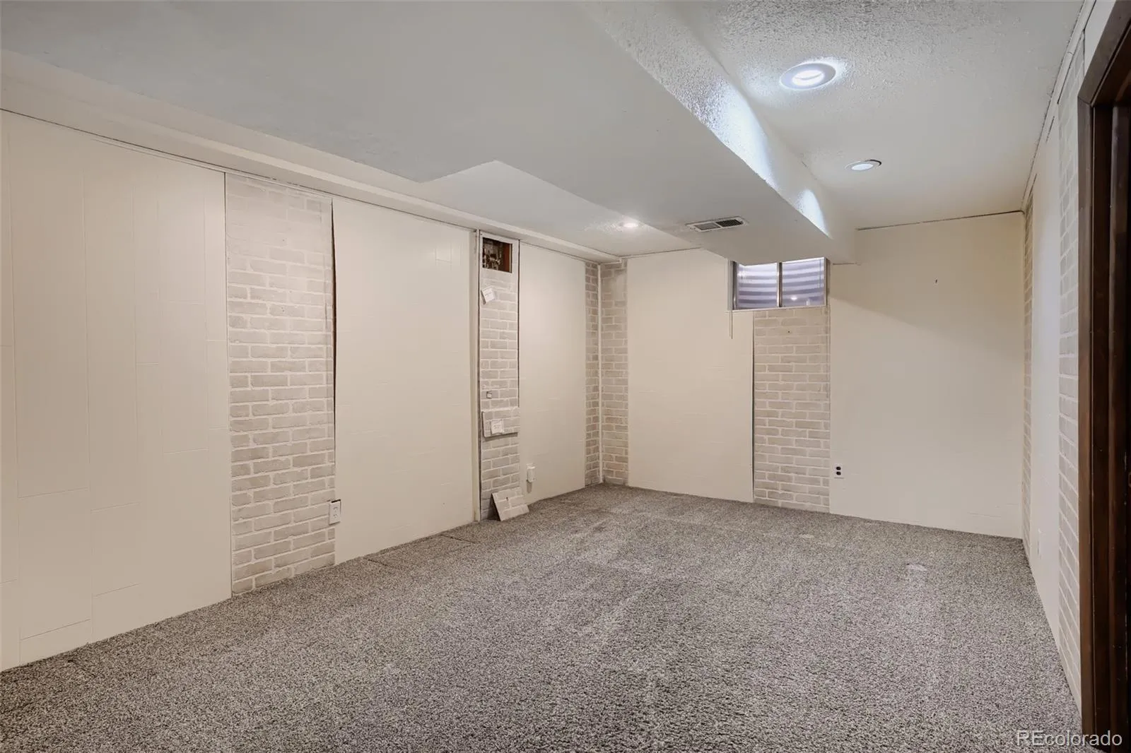 04172026154932 1600 24