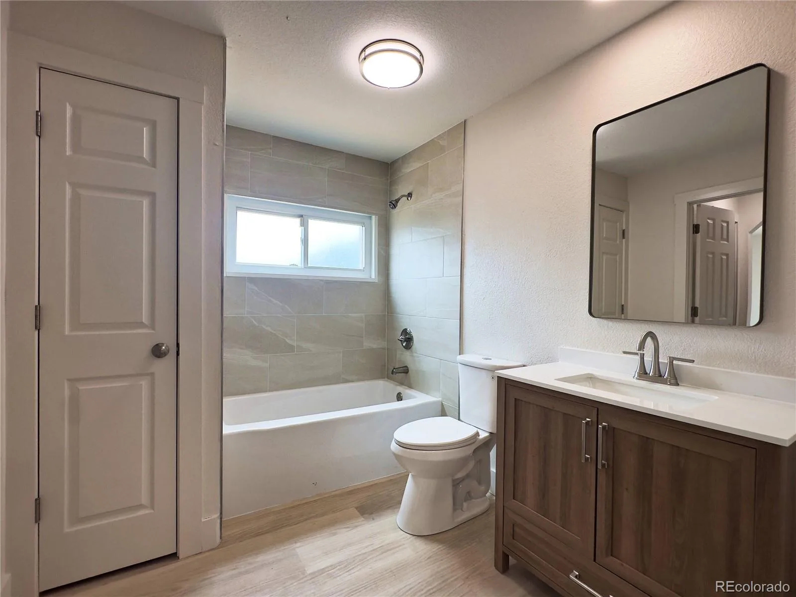 5128 Columbus Way Denver CO 80239 | MLS #REC2184636 07242026234606 1600 10