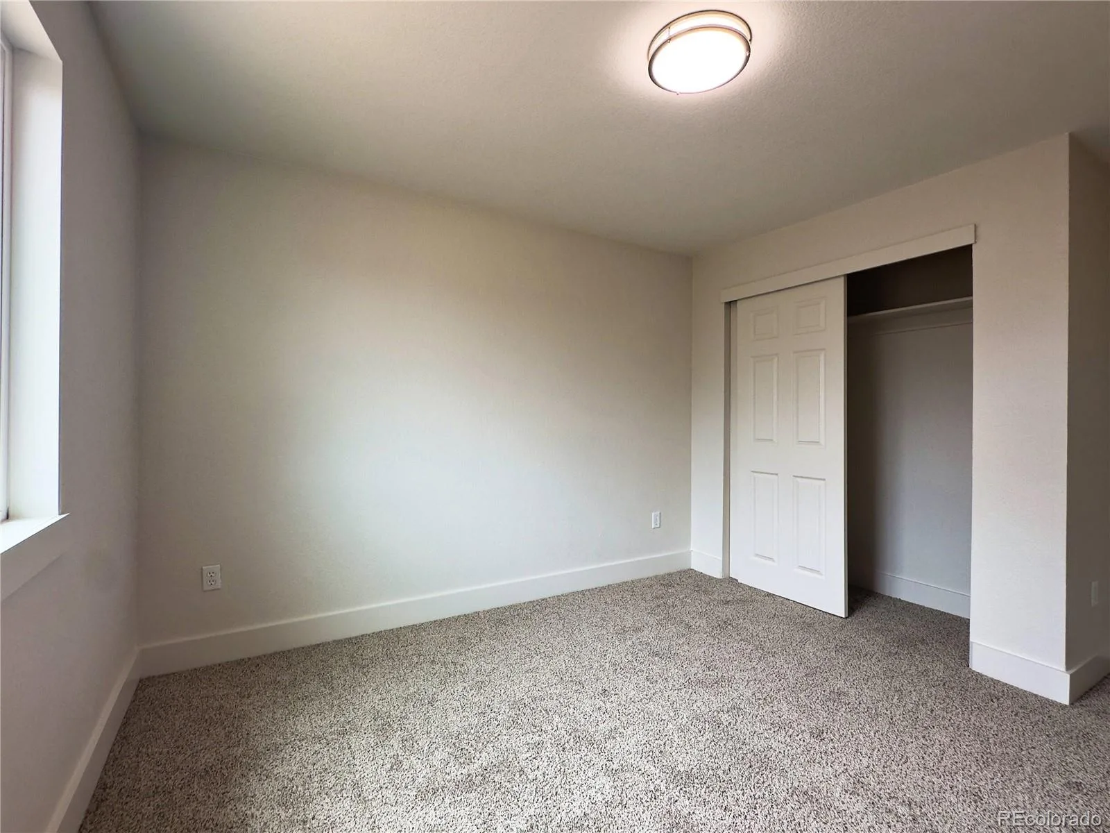 5128 Columbus Way Denver CO 80239 | MLS #REC2184636 07242026234606 1600 12