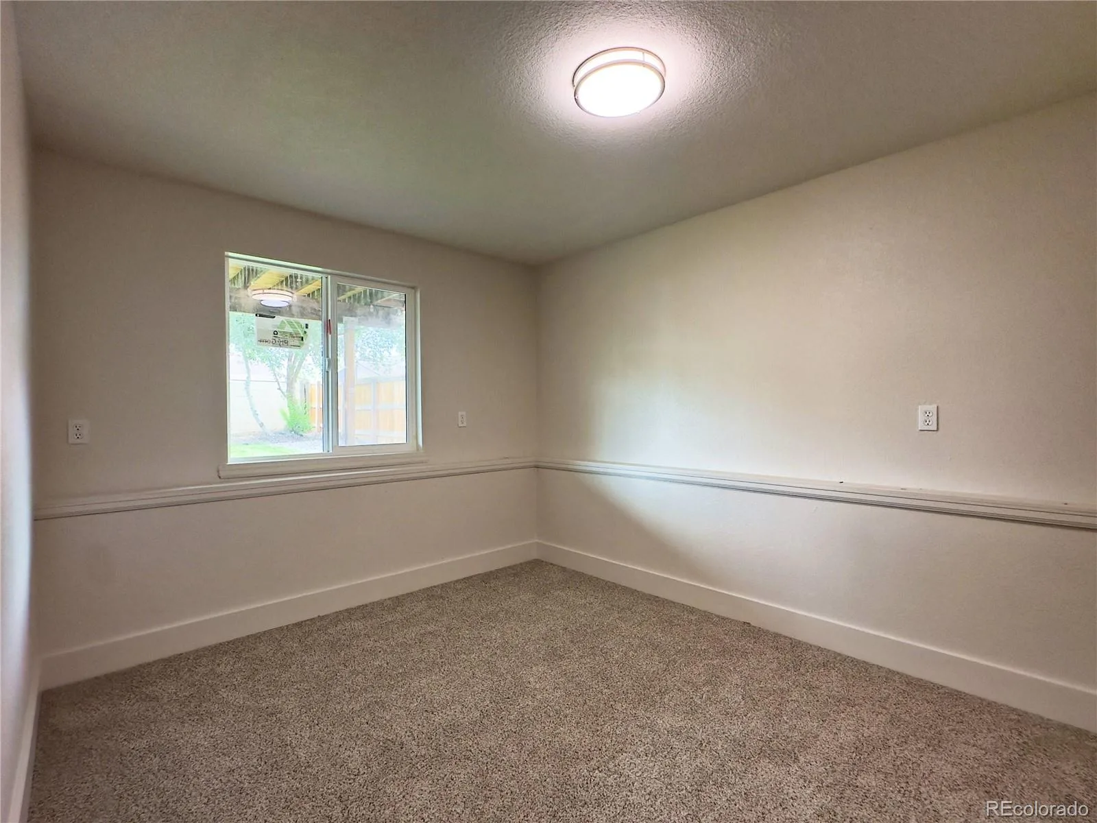 5128 Columbus Way Denver CO 80239 | MLS #REC2184636 07242026234606 1600 16