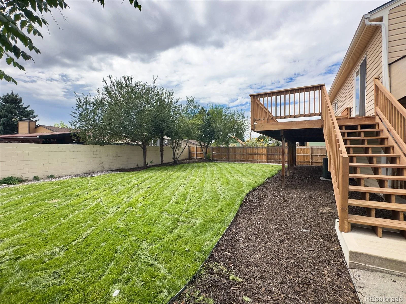 5128 Columbus Way Denver CO 80239 | MLS #REC2184636 07242026234606 1600 19