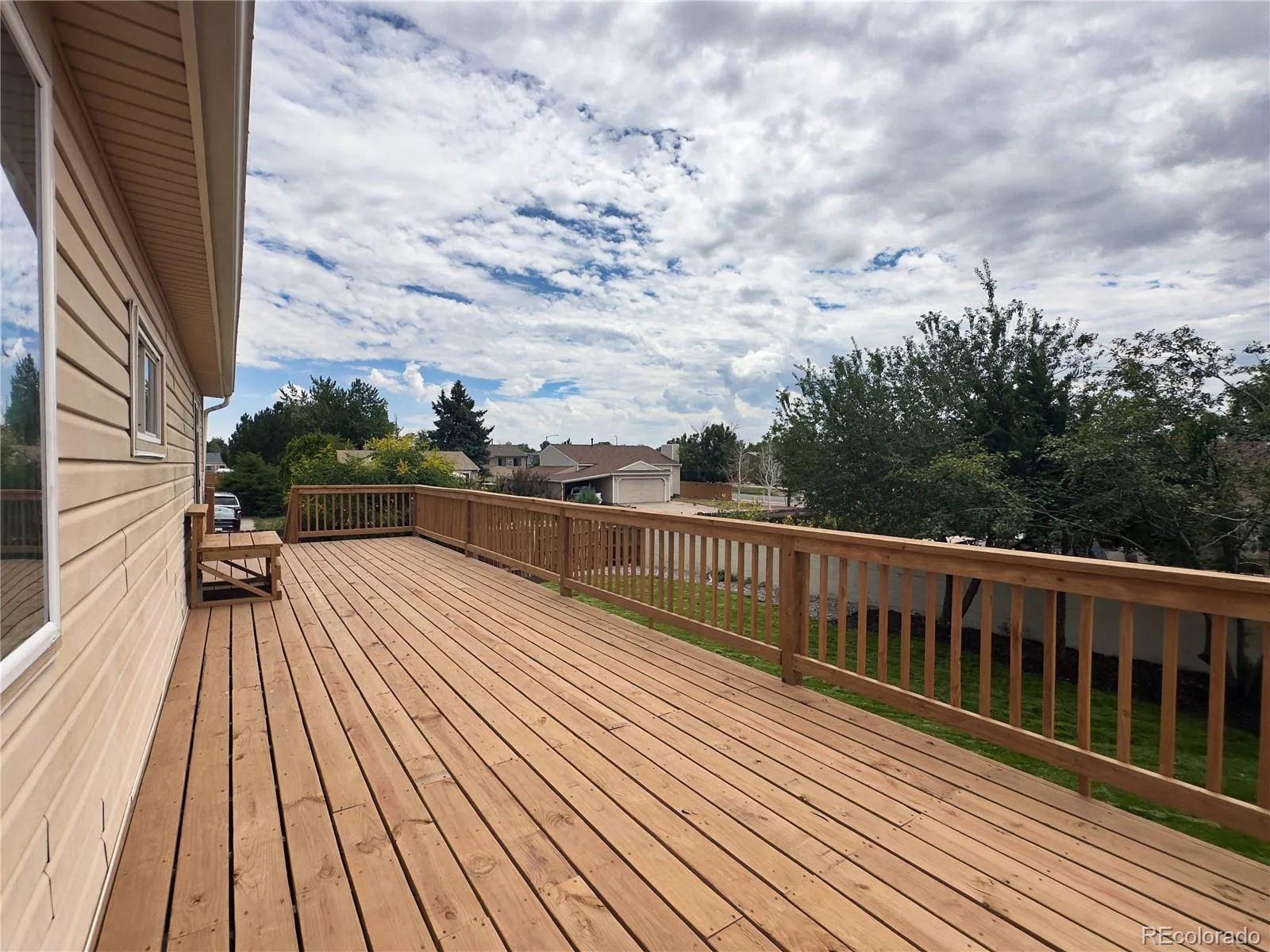 5128 Columbus Way Denver CO 80239 | MLS #REC2184636 07242026234606 1600 22