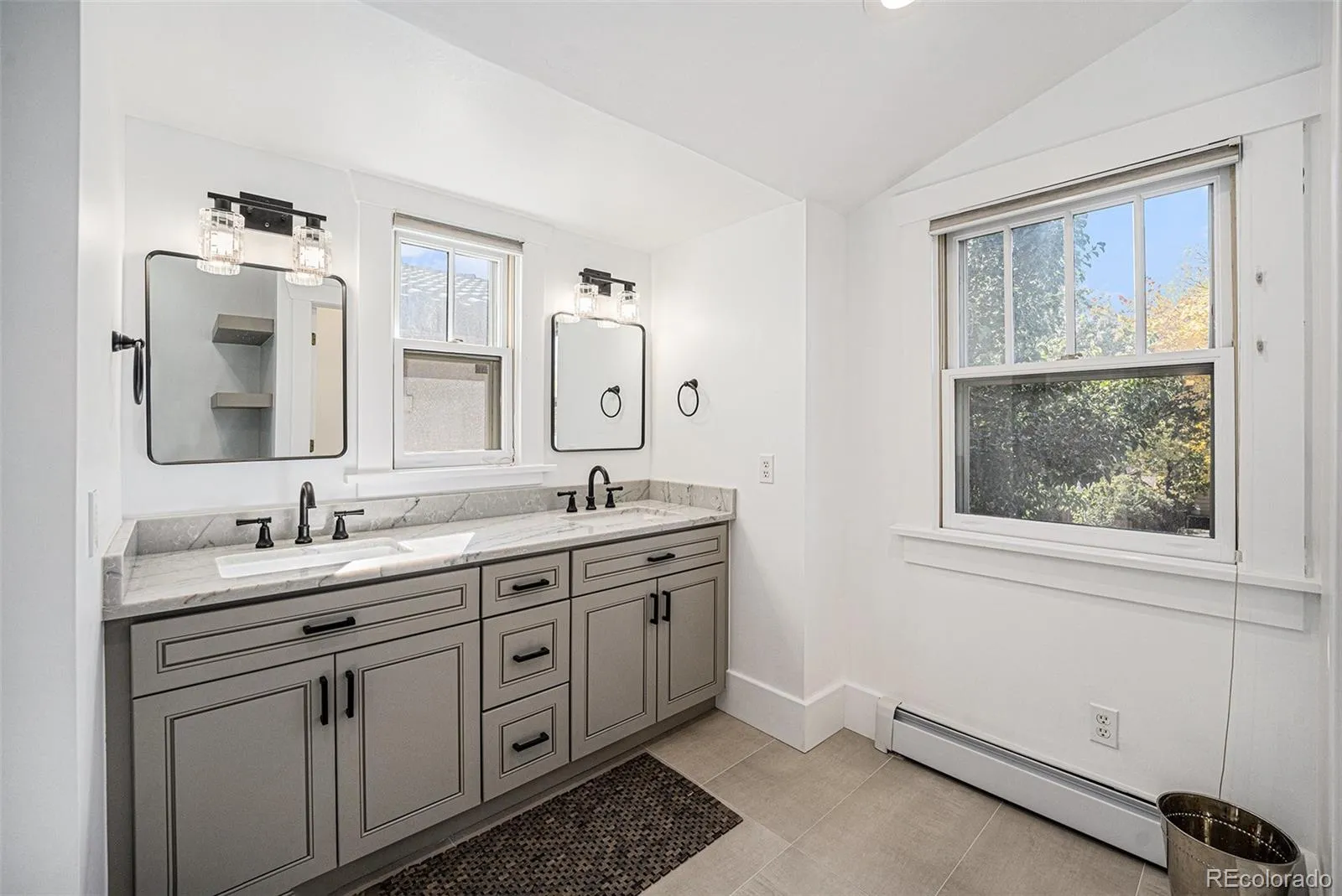 726 S Corona Street Denver CO 80209 MLS #REC2185548 05132026084914 1600 16