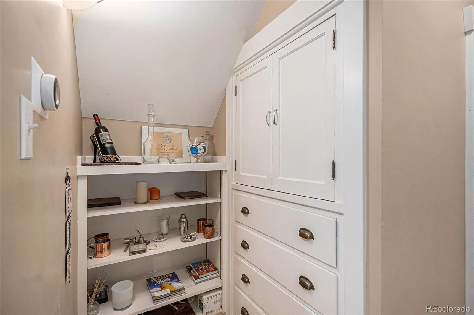 726 S Corona Street Denver CO 80209 MLS #REC2185548 05132026084914 1600 23