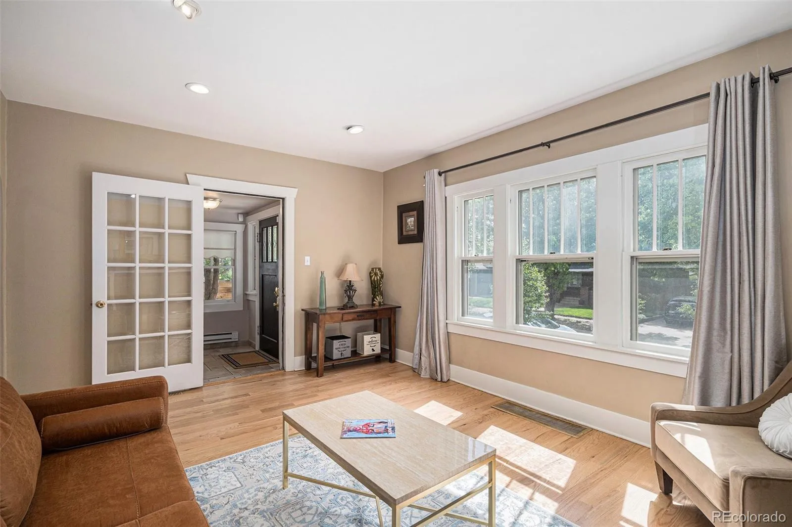 726 S Corona Street Denver CO 80209 MLS #REC2185548 05132026084914 1600 4