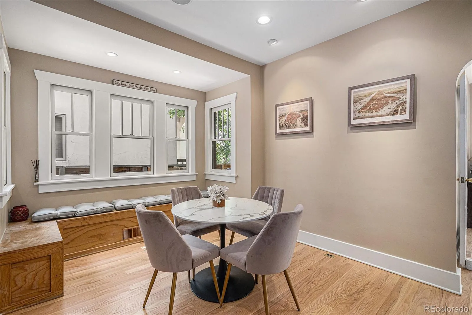 726 S Corona Street Denver CO 80209 MLS #REC2185548 05132026084914 1600 6