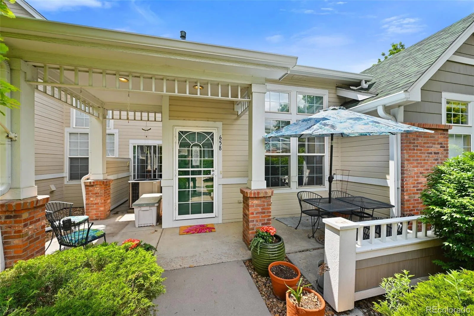 658 S Yarrow Street Lakewood CO 80226 | MLS #REC2186638 06032026224154 1600 1