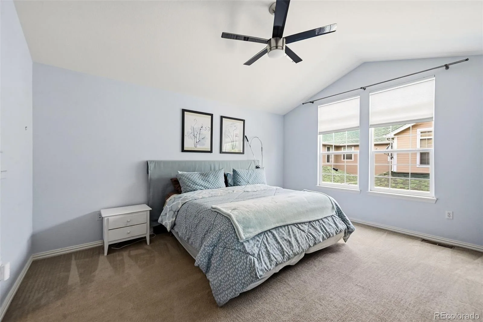 658 S Yarrow Street Lakewood CO 80226 | MLS #REC2186638 06032026224154 1600 16